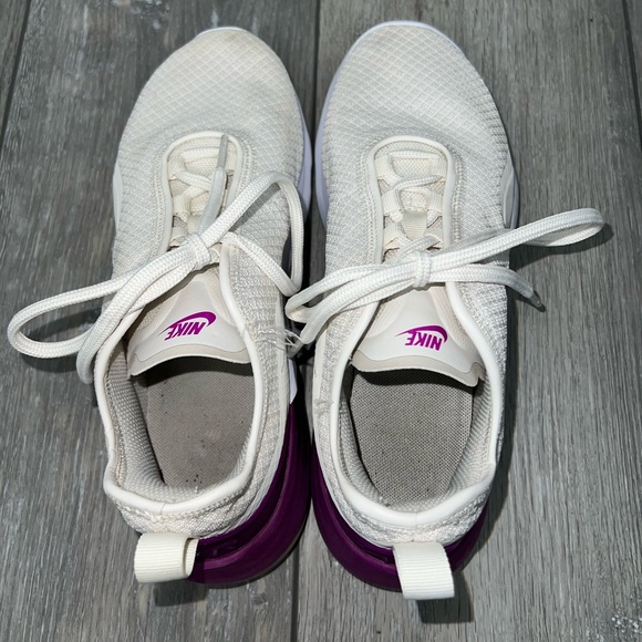 Nike Air Max Motion 2 Tennis Shoes - Picture 4 of 6